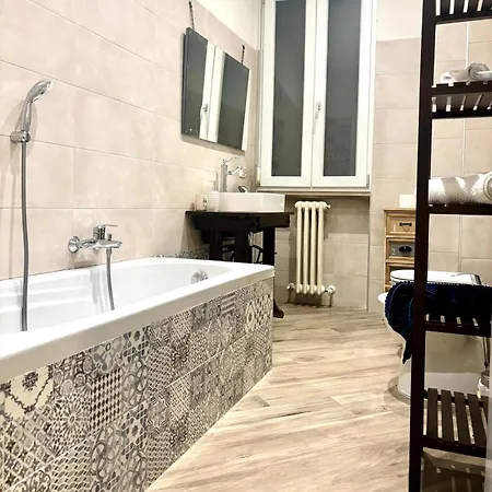 Lu.lu And 3* Piacenza