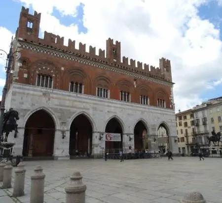 Pensionat Lu.lu And Piacenza