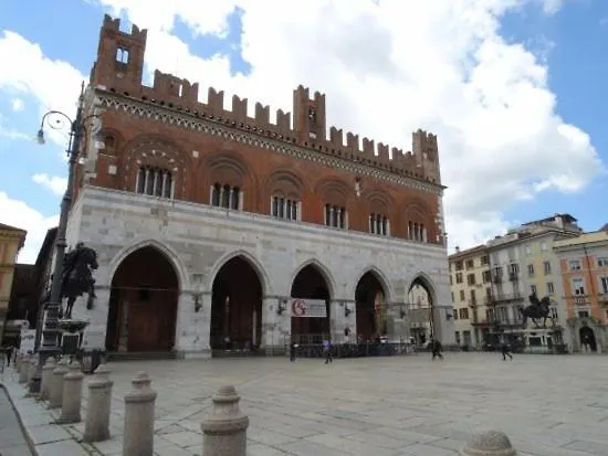 Pensionat Lu.lu And Piacenza